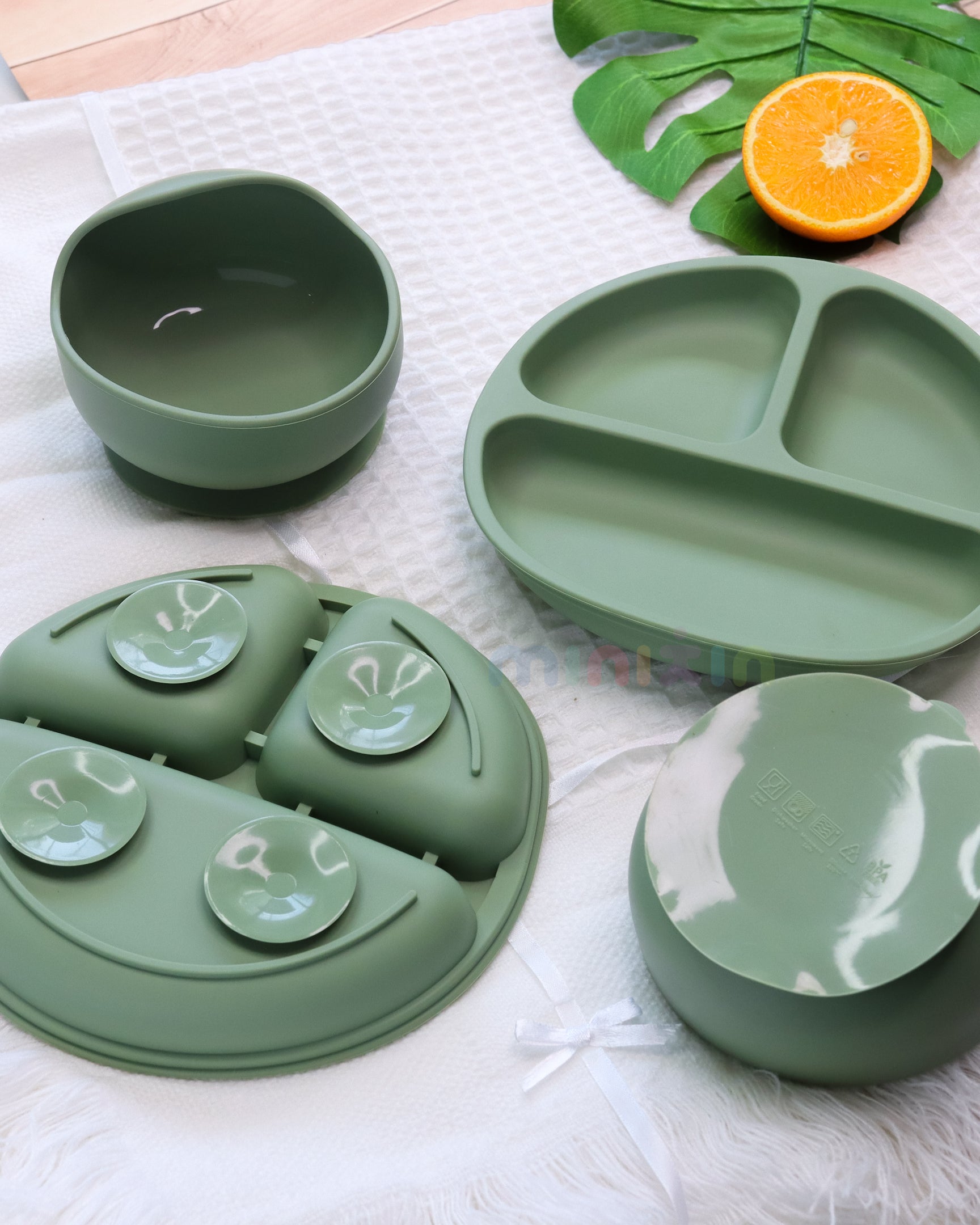 Premium Silicone Suction Feeding Dinnerware Set I 6 Pieces Set