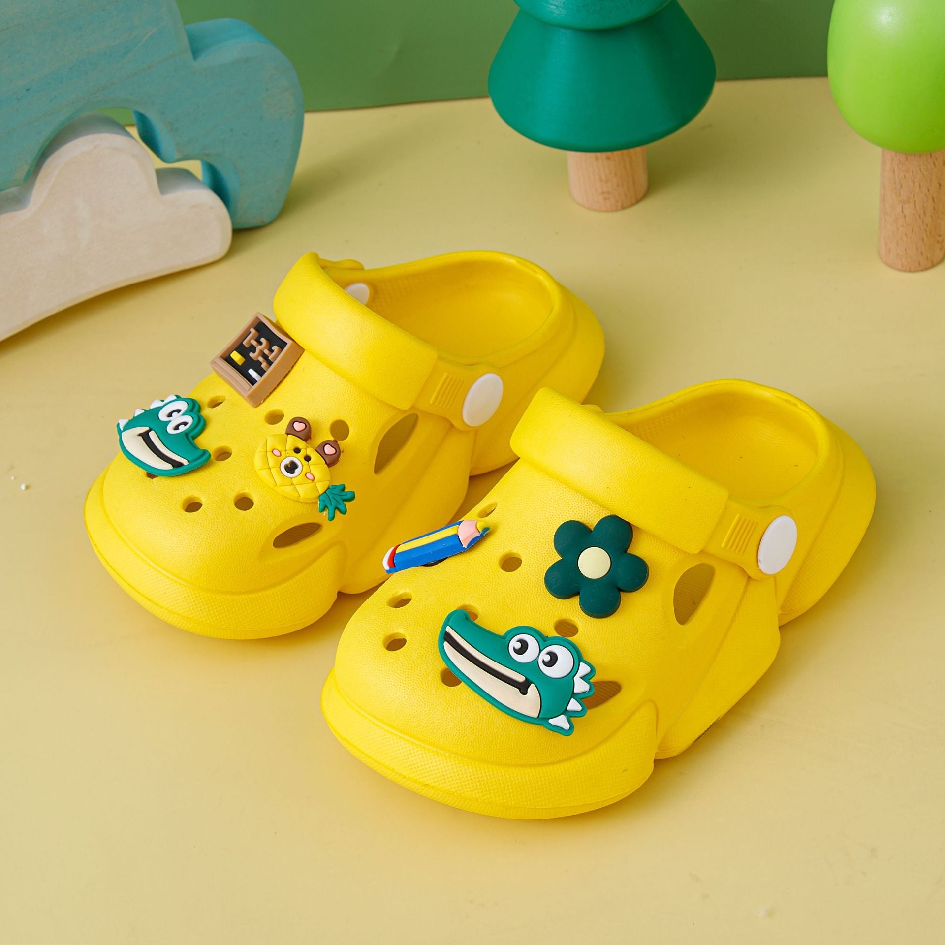 Minikin Clogs Theme Patch Appliqued Clogs I 6M - 5 Years