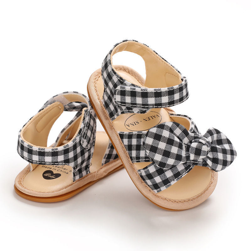Black Checkered Plaid Bow Knot Pre-walker Sandals. Newborn - 18 Months