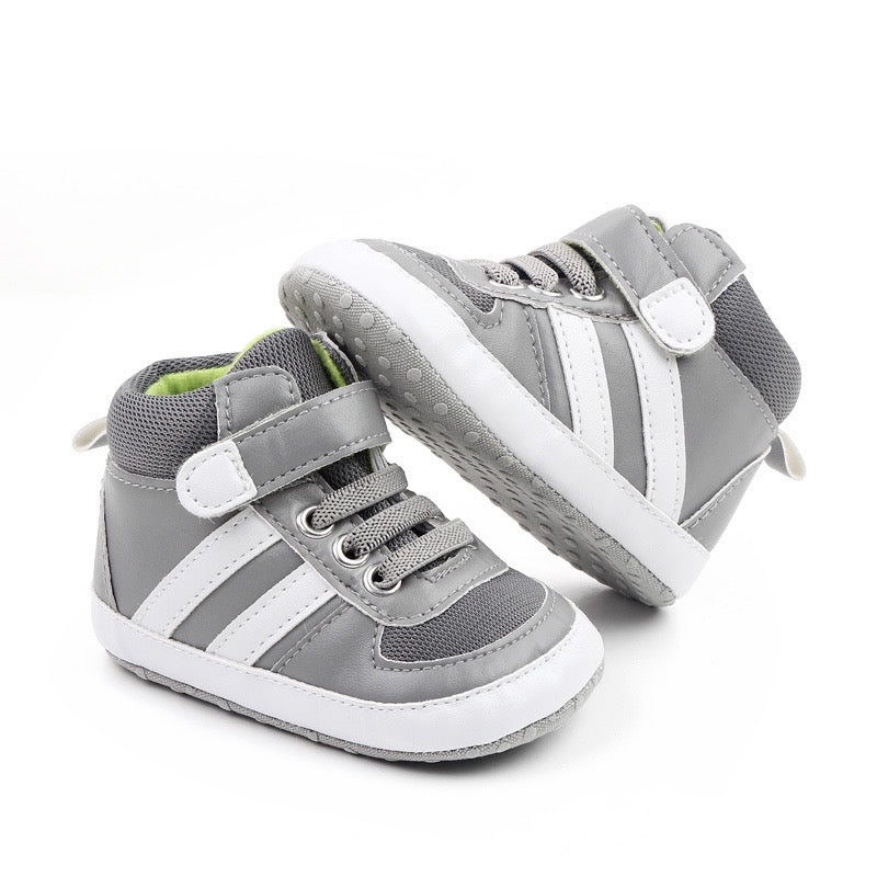 Boys Grey & White Pre Walker Sneakers 0-18M - The Minikin Store
